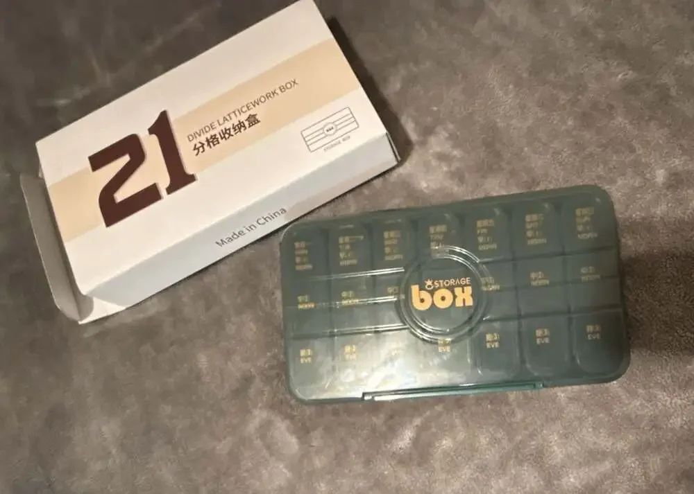 21-Grid Portable Weekly Pill Organizer, 3 Times a Day Medication Storage Box